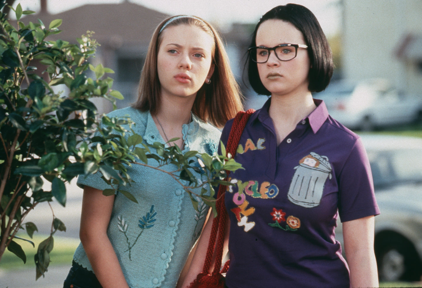 Thora Birch Spooky Empire October Autograph Service