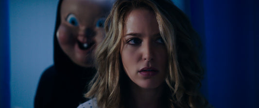 Jessica Rothe Spooky Empire October Autograph Service